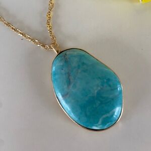 Elegant Larimar Pendant Necklace Banana Republic - New never worn